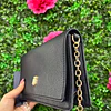 CARTERA TOMMY RECTANGULAR NEGRA STRAP CADENA CON TAPA