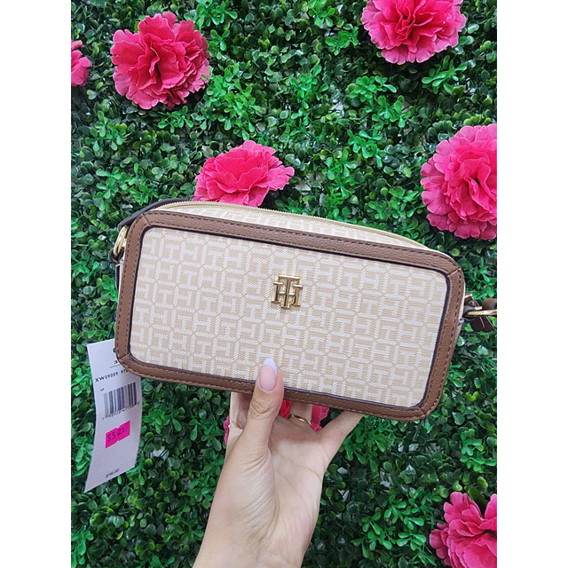 CROSSBODY TOMMY RECTANGULO VAINILLA/CAFÉ