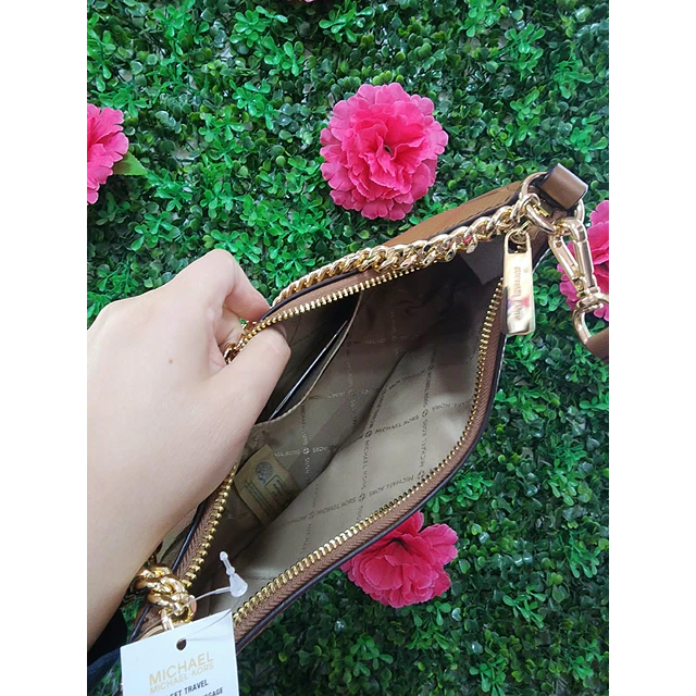 CROSSBODY MK CAFÉ LISO FORMA LUNA