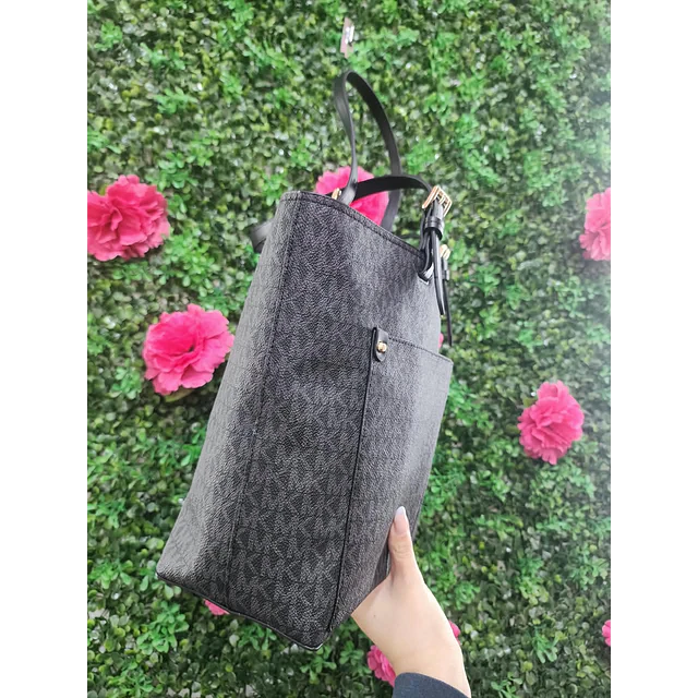TOTE MK NEGRO MONOGRAMO 2 BOLSILLOS