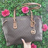TOTE MK CAFÉ MONOGRAMO CIERRE COMPLETO XL