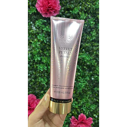 CREMA VELVET PETALS SHIMMER 2026 236ML