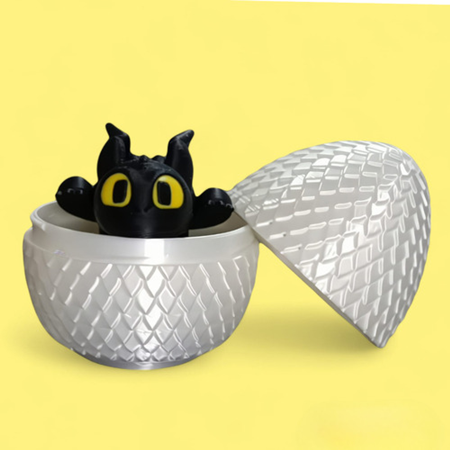 Juguete Articulado Bebé Chimuelo Con Huevo Incluido 2