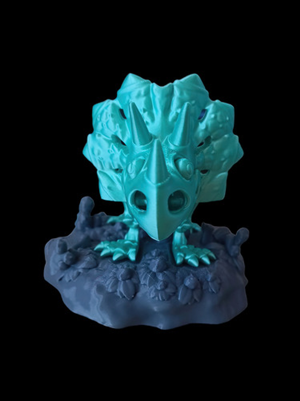 Figura De Triceratops Con Base Impreso En 3d 2