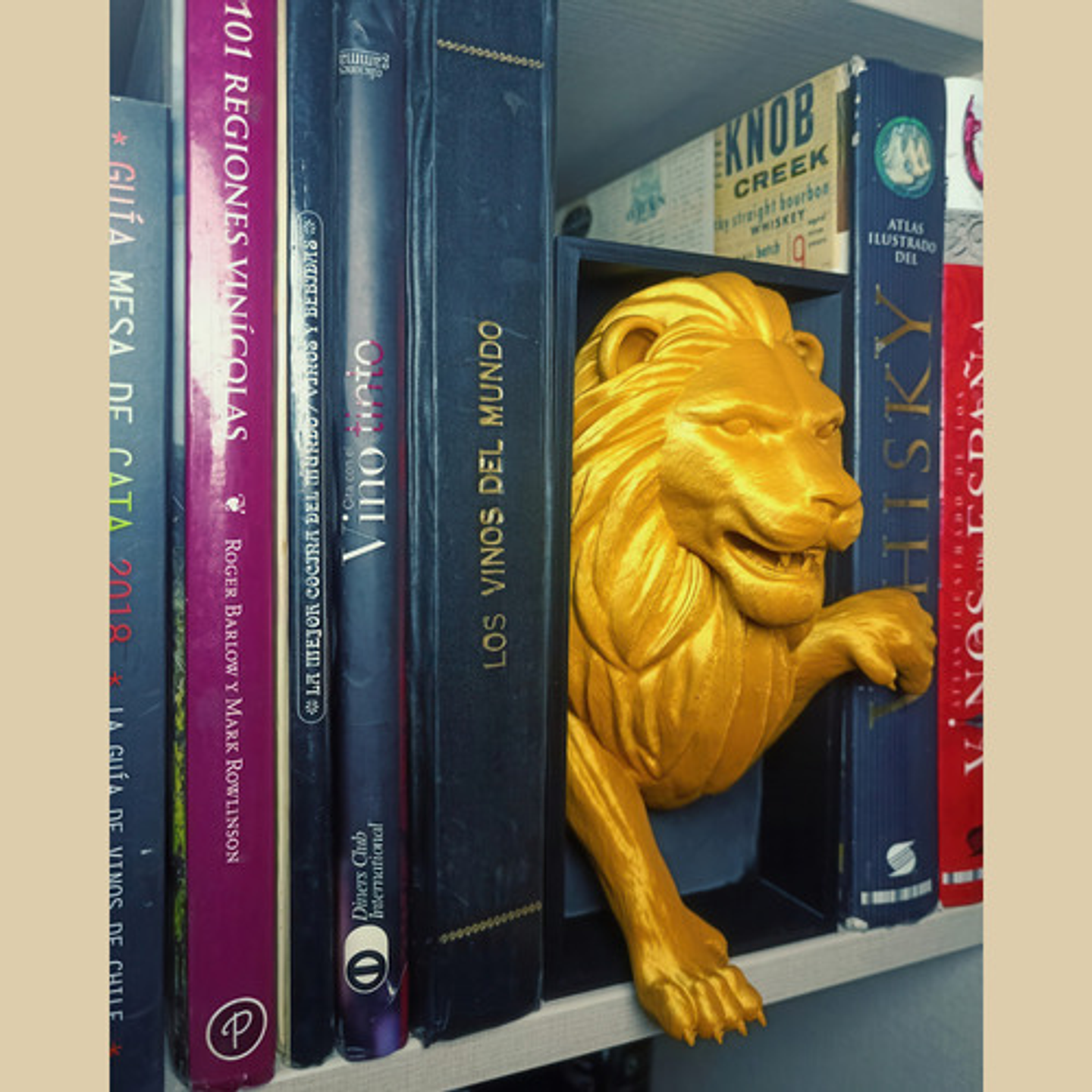 Sujeta Libros Book Nook En Diseño De León 7