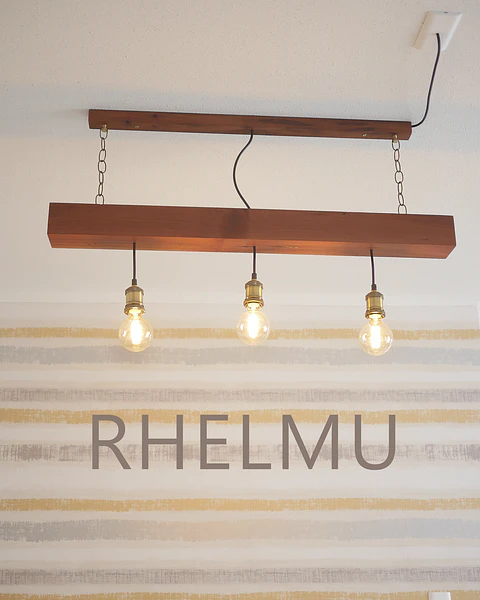 LÁMPARA RHELMU