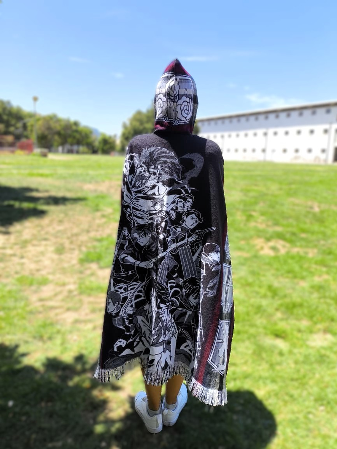 Poncho Shingeki no Kyojin N°1 5