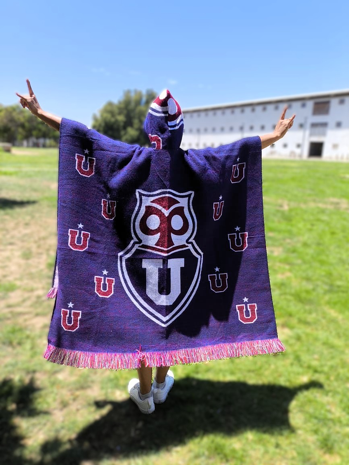 Poncho Universidad de Chile 2