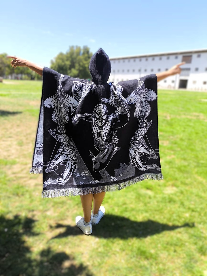 Poncho Spiderman 1 2