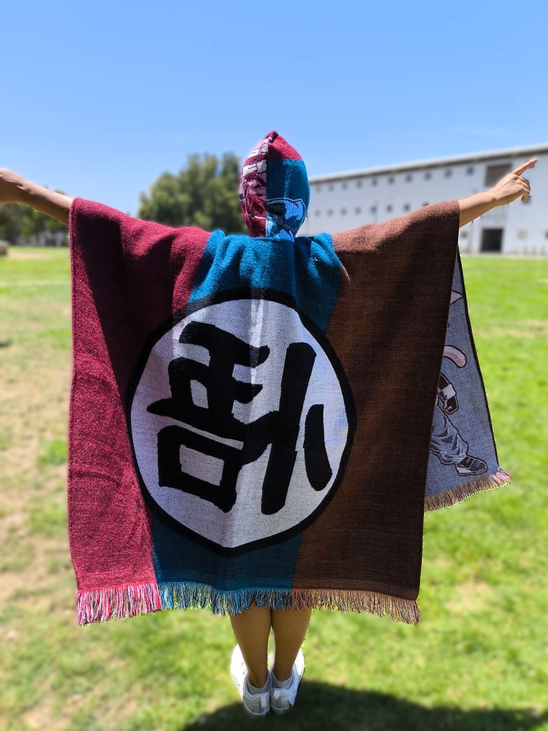 Poncho DRAGON BALL 4 4