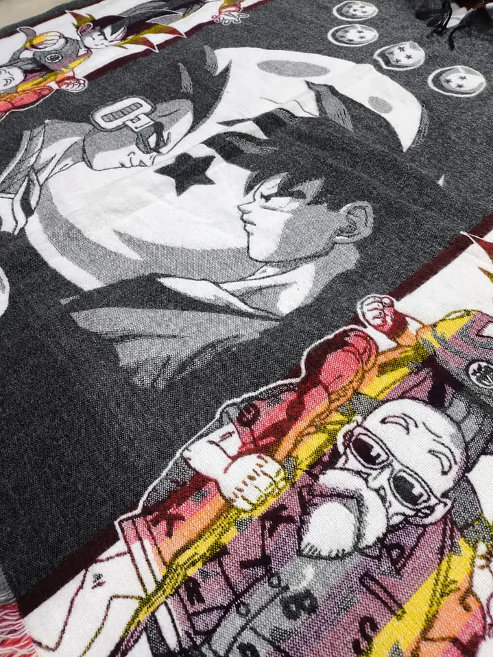 Poncho DRAGON BALL 3 (Gris) 3
