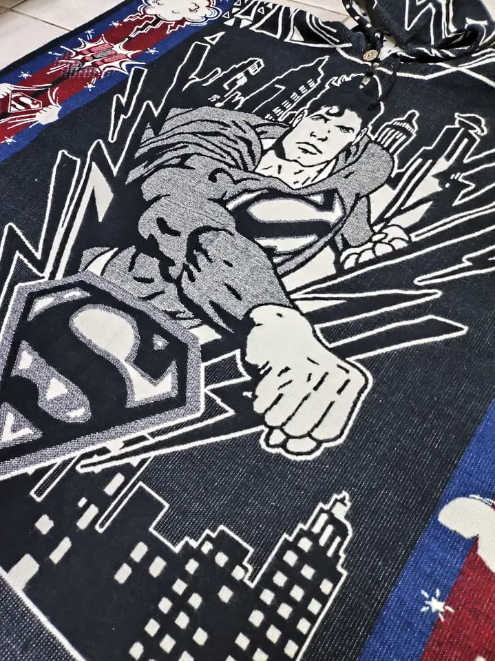 Poncho Superman 2