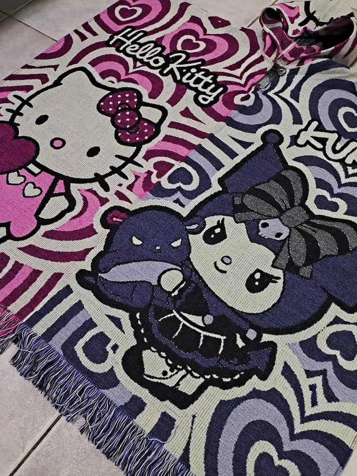 Poncho Kuromi y Hello Kitty 2