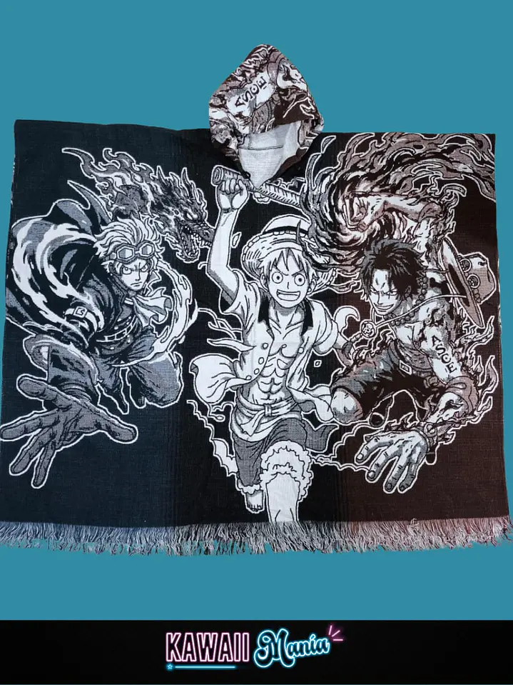 Poncho One Piece (Sabo, Luffy y Ace) 2 cafe-azul 1