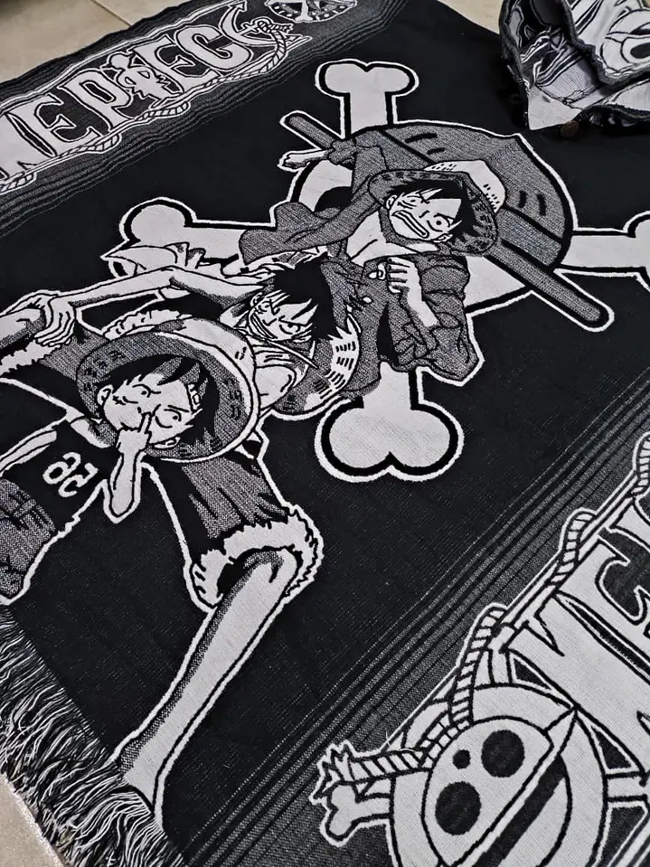 Poncho One Piece 2 Luffy 3