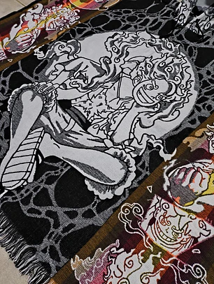 Poncho One Piece Luffy Gear 5 (Dorado)