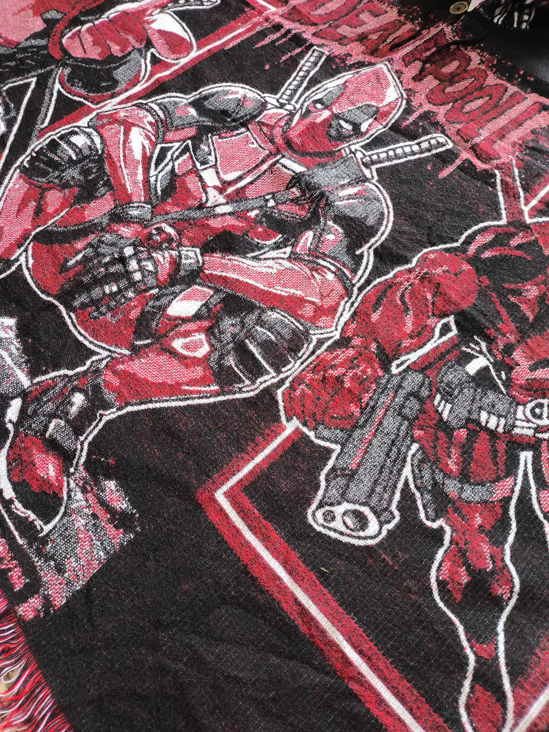 Poncho DEADPOOL 3