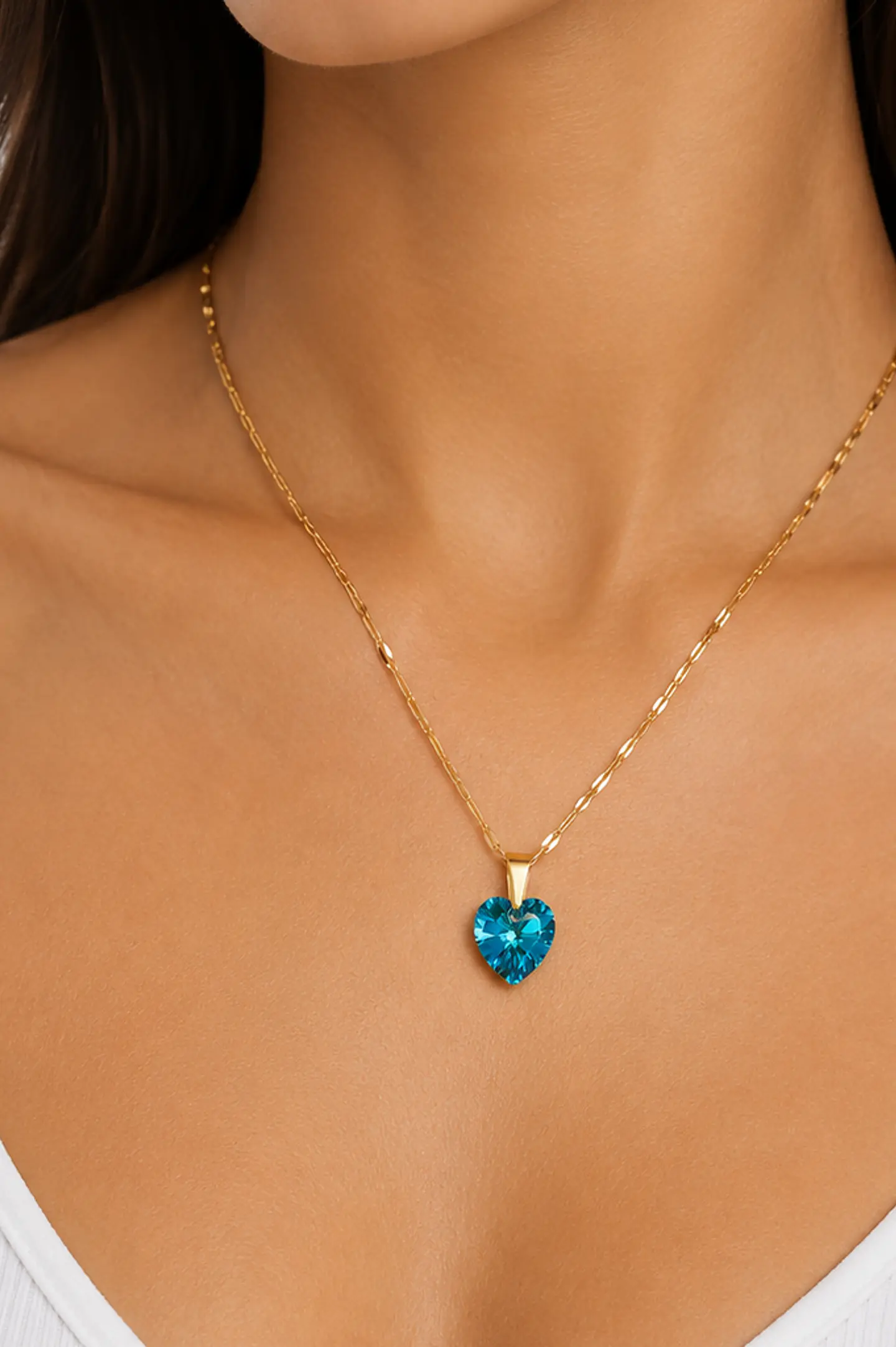 Collar Corazon Titanic de cristal Bermuda Blue enchape de oro 18K 2