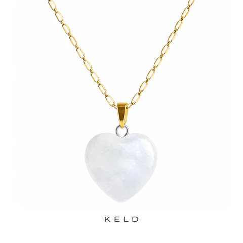 Collar Corazon de cuarzo blanco enchapado en oro 18K