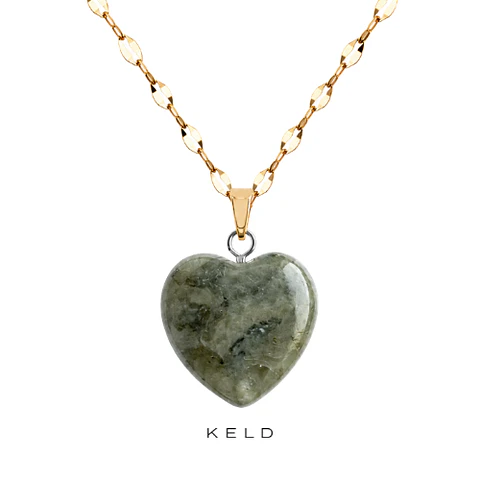 Collar Corazon Labradorita Verde enchapada en oro 18K