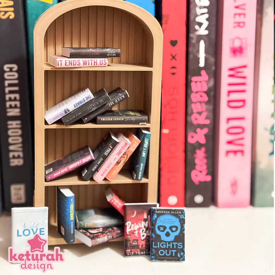 Estante arqueada + 18 livros miniatura  7