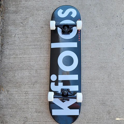 SKATE COMPLETO BLACK LOGO