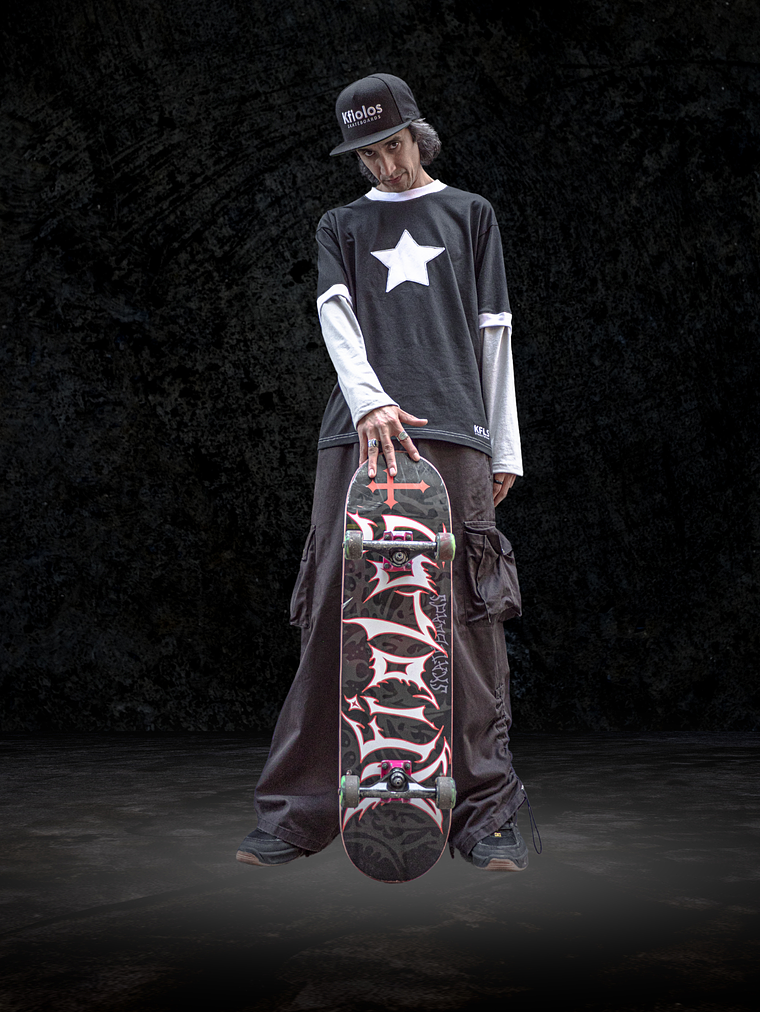 POLERA SKATE BLACK MAGIG KFIOLOS 2