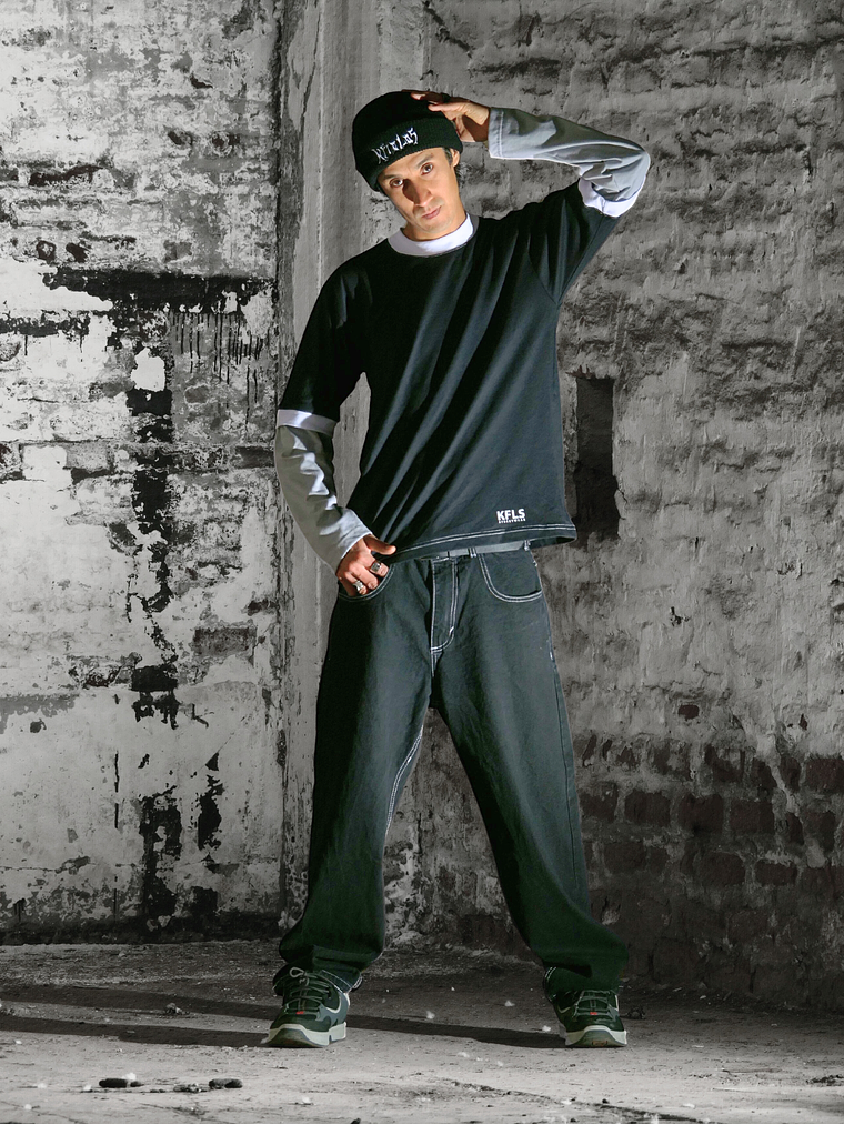 POLERA SKATE MINIMALS BLACK MAGIG KFLS 1