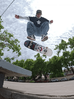 TABLA DE SKATE GRITOS FÚNGICOS KFIOLOS 8.25