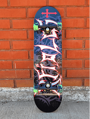 SKATE COMPLETO IN THE DARK 8,25