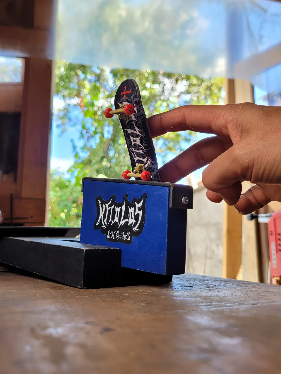 TABLA FINGERBOARDS 34MM - in the dark kfiolos 2