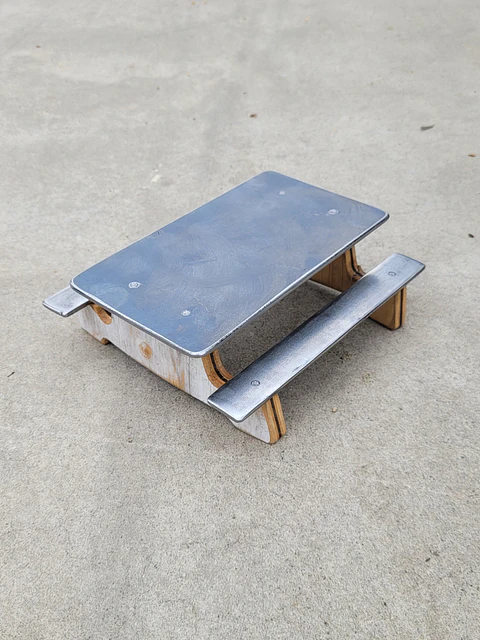 RAMPA FINGERBOARD Industrial picnic Kfiolos
