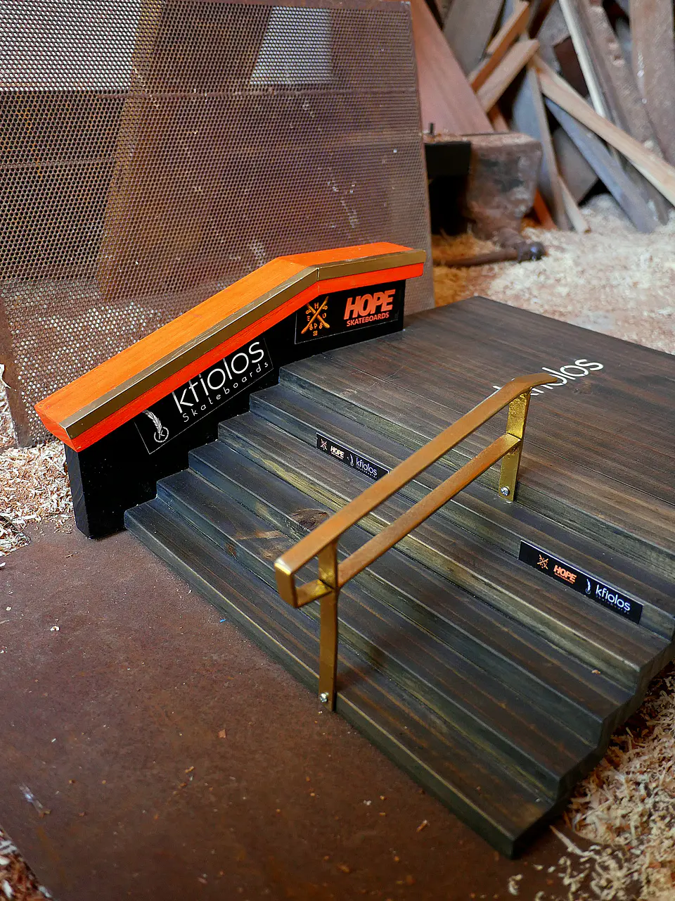 RAMPA FINGERBOARD escalera personalizada kfiolos 3