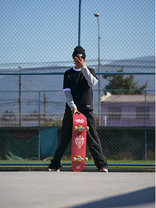POLERA SKATE MINIMALS BLACK MAGIG KFLS