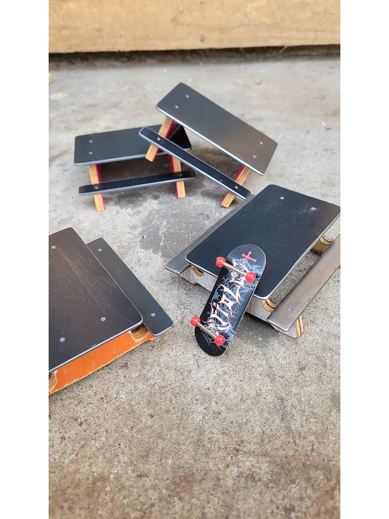 RAMPA FINGERBOARD Industrial picnic Kfiolos 4