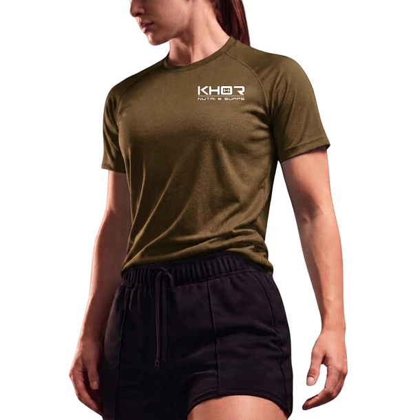 T-shirt desportiva feminina: conforto e estilo em movimento 13