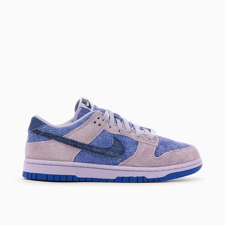 Nike Dunk Low SE Hydrangeas (Women's) 1