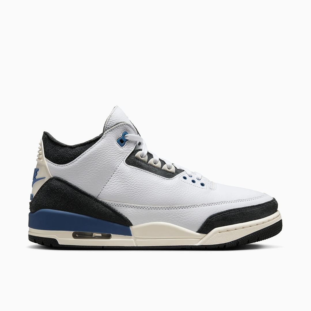 Jordan 3 Retro OG SP A Ma Maniére Diffused Blue 1