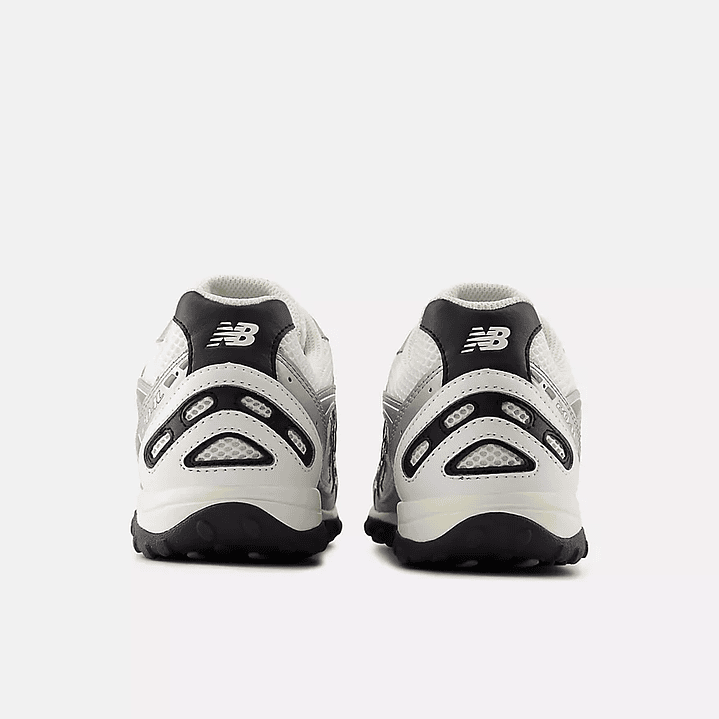 New Balance 240L 5