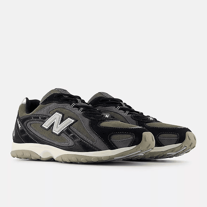 New Balance 240L 2