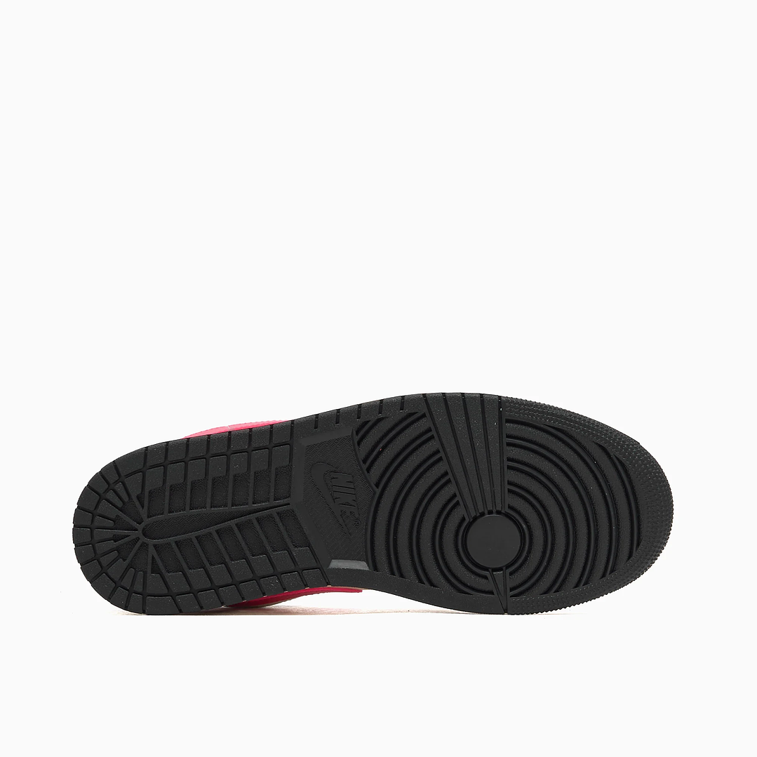 Jordan 1 Low Flight Club (Women's) 2