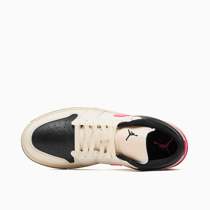 Jordan 1 Low Flight Club (Women's) 3