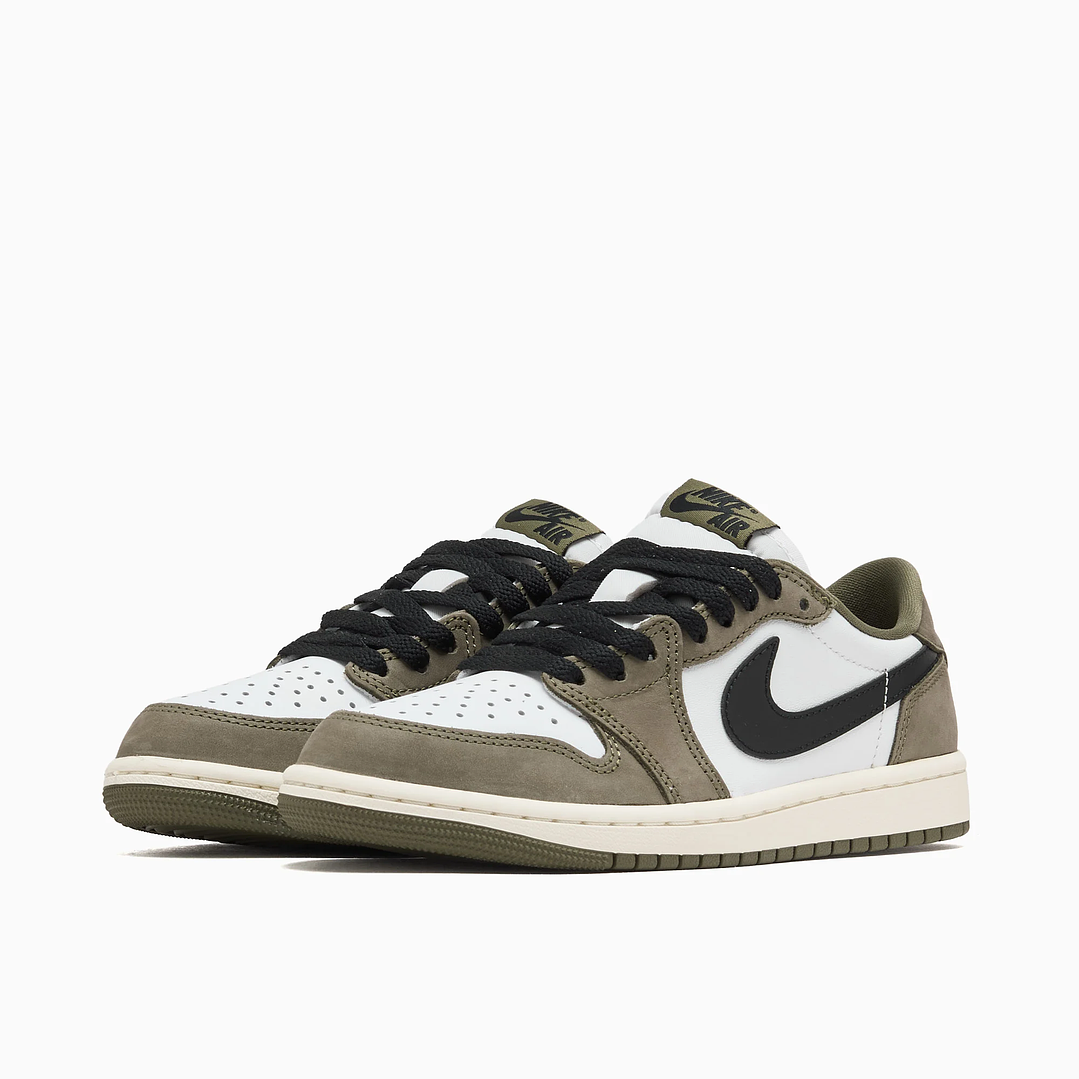 Jordan 1 Retro Low Medium Olive Summit White Sail Black 3