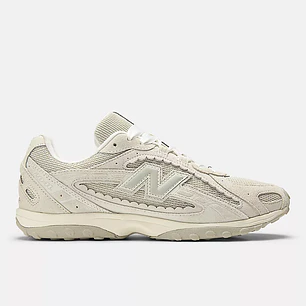 New Balance 240L