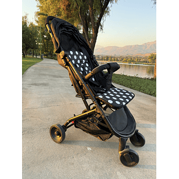 Coche Ultra Compacto Mimo Negro Lunares - Retiro Express