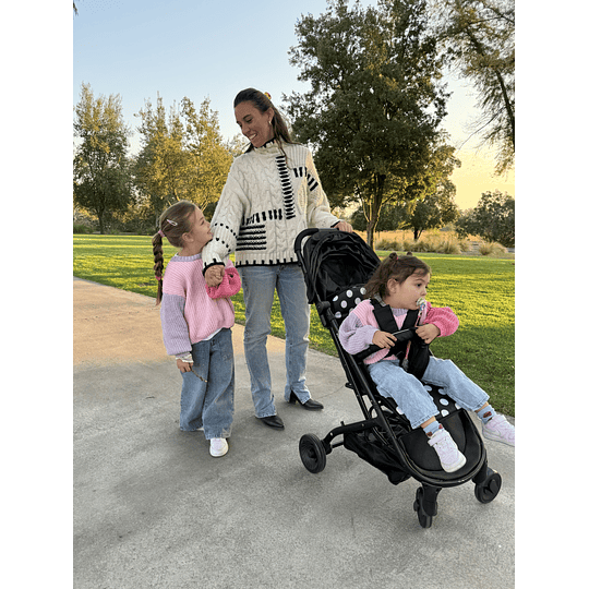 Coche Ultra Compacto Mimo Negro Lunares - Retiro Express