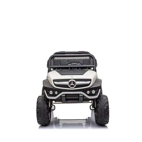 Retiro Expres - Mercedes Unimog Concept Bateria Blanco