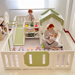 Corral de 7 Juegos Infantil con Casita y Centro de Actividades Plástico Beige | 133x180x200 cm