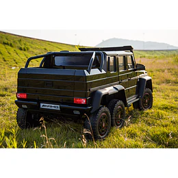 Retiro Express-Mercedes G63 6X6 6 Motores con Licencia 12V Negro