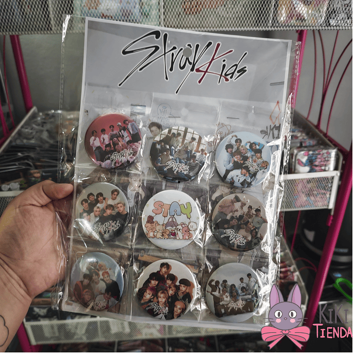 Set 9 Chapitas (Broches) de 6 cm Stray Kids Kpop Boygroup 2